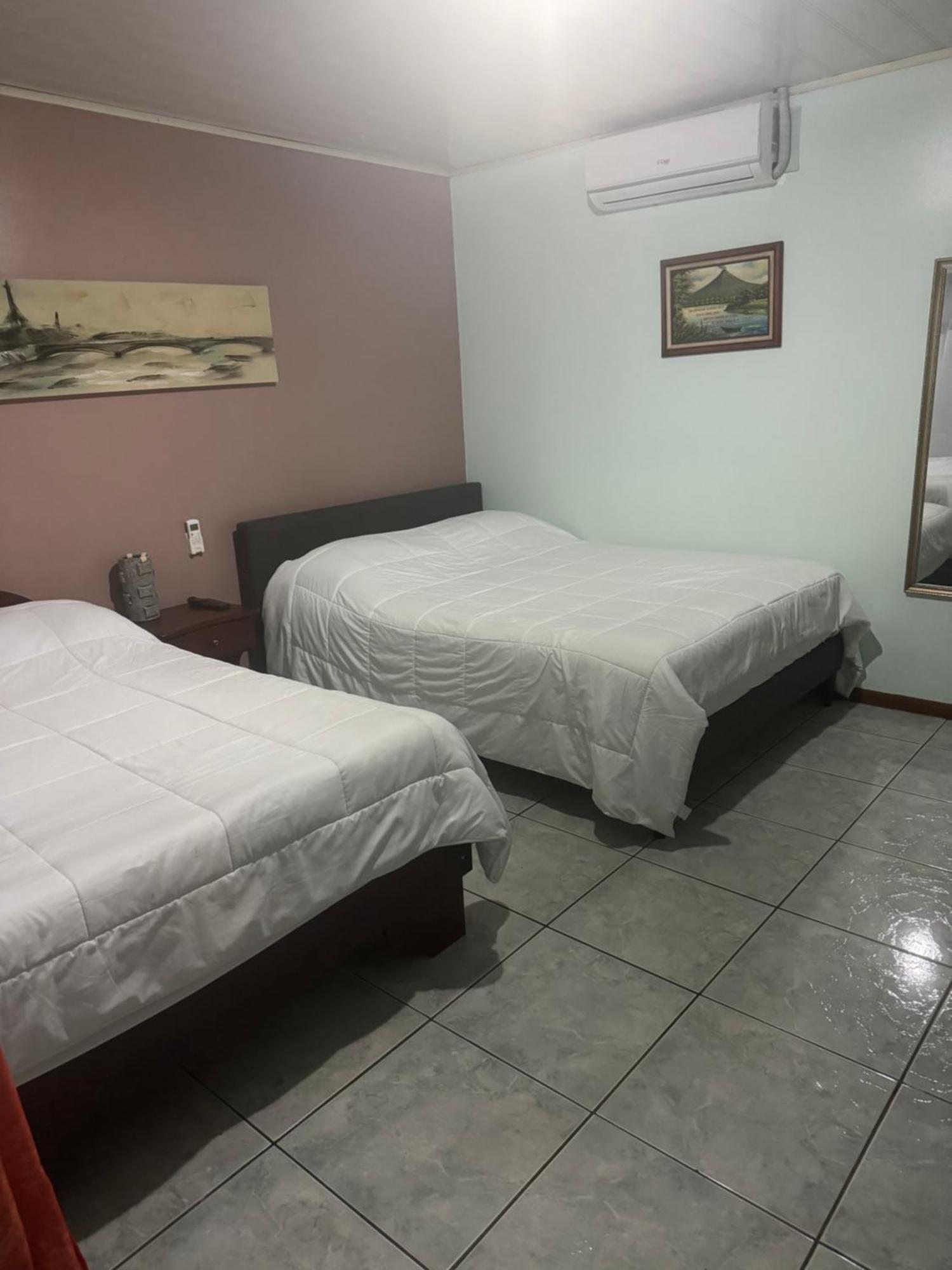 Hotel Vale'S Chiles  外观 照片