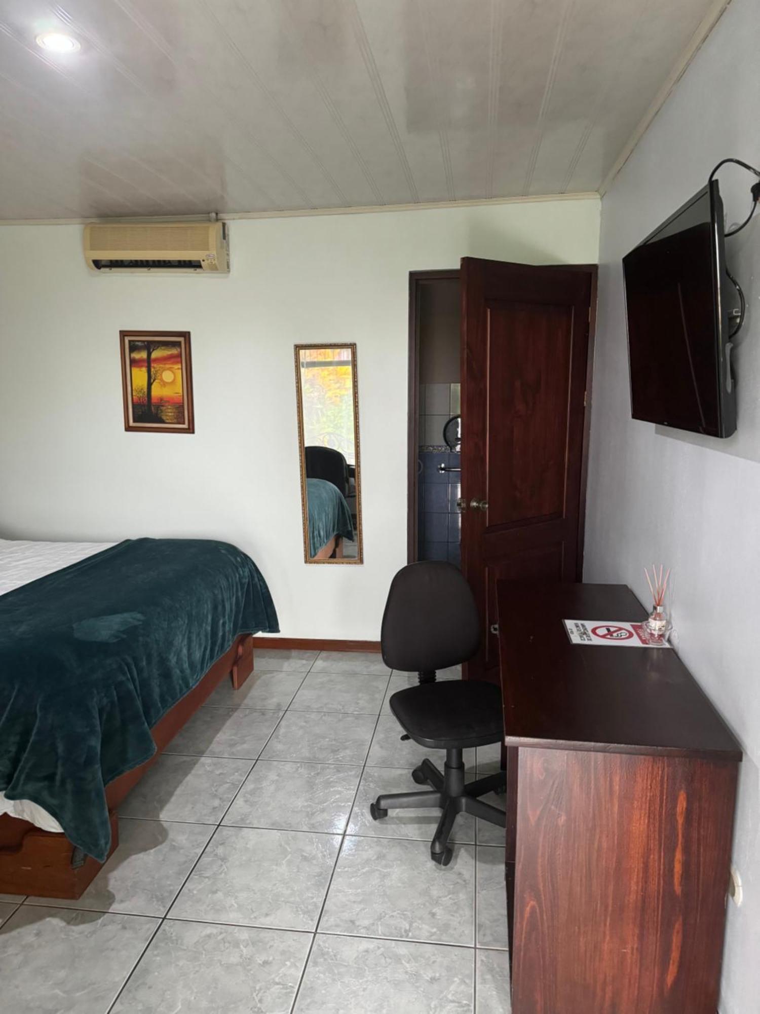Hotel Vale'S Chiles  外观 照片